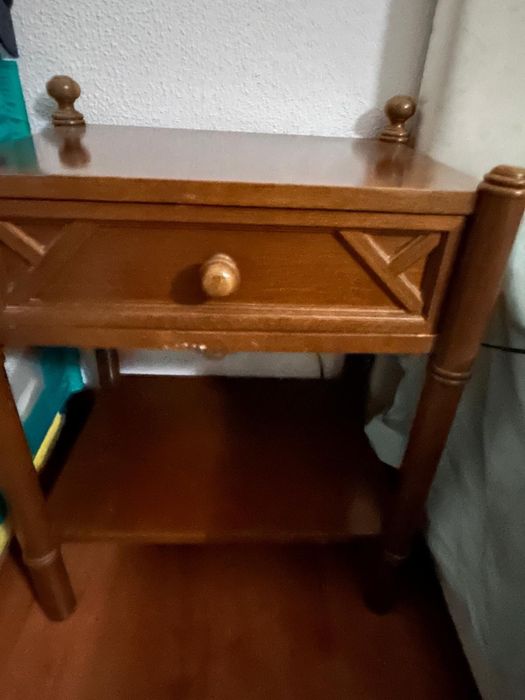 Vendo conjunto de quarto com colchao