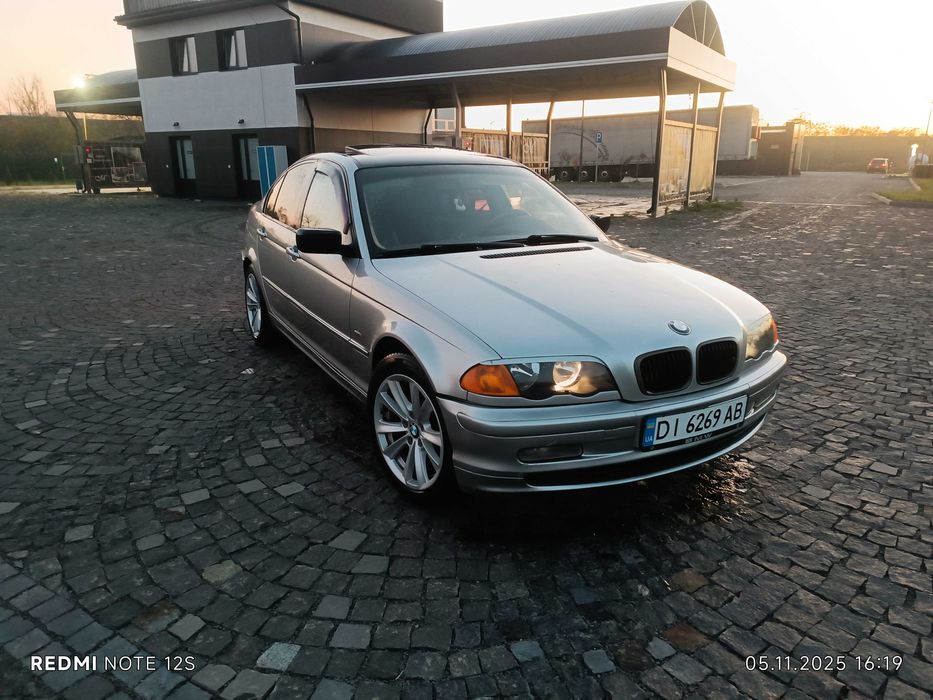 Продам BMW 320 E46 2.0дизель