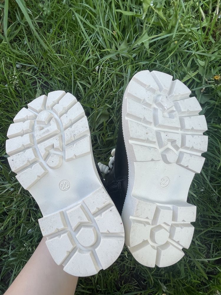 Осінні весняні ботинки сапожки для дівчинки