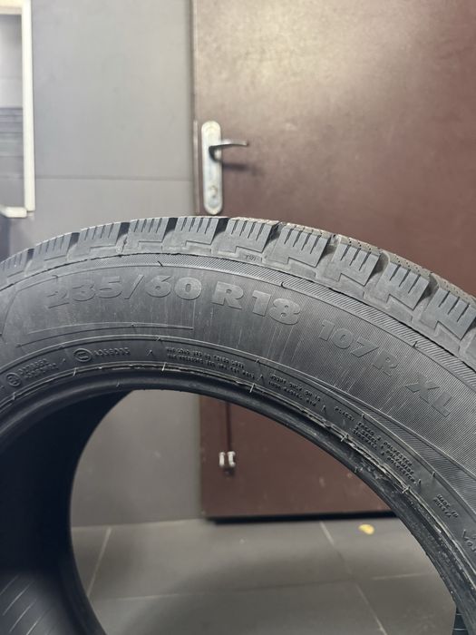 NOKIAN 235/60 R18 107R XL
