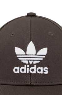 Czapka z daszkiem – adidas® – Brązowa (58-60)