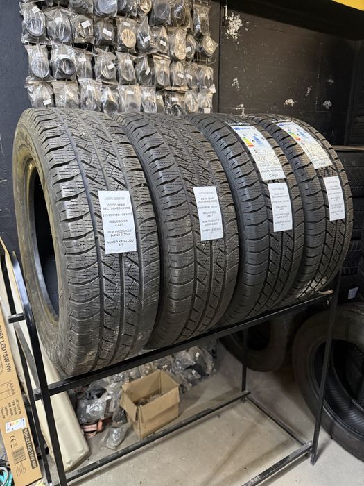 Opony całoroczne 215/65R16C 109/107T GoodYear Vector 4 Seasons