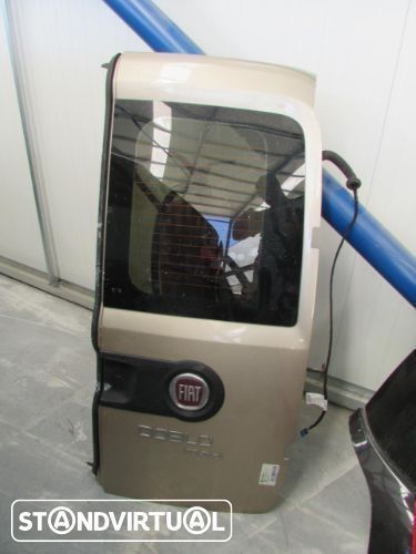 Porta Tras Direita Fiat Doblo do ano 2010