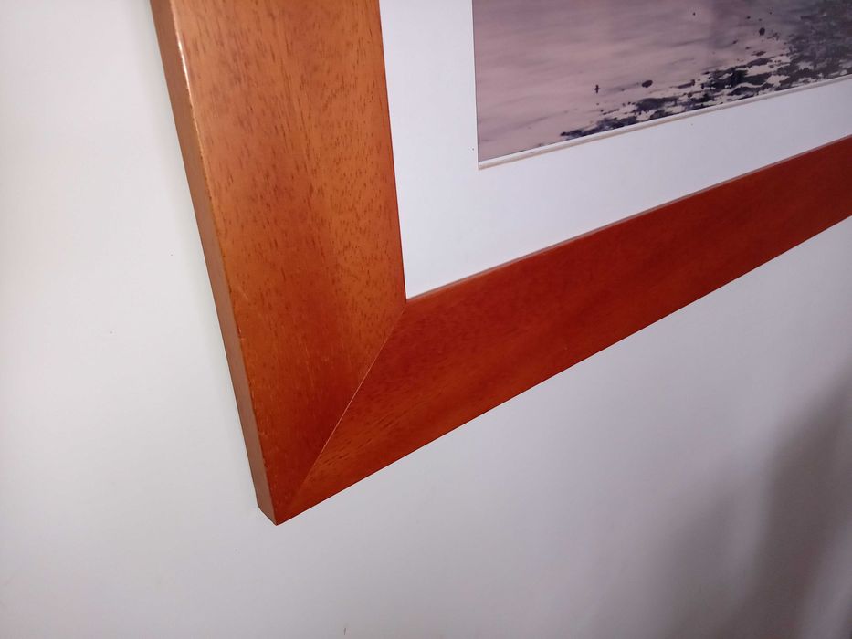 Moldura, cor cerejeira, 125x95cm