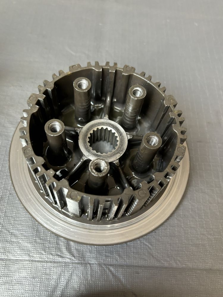 Sprzęgło kosz sprzęgłowy HONDA CRF250 R 10-17