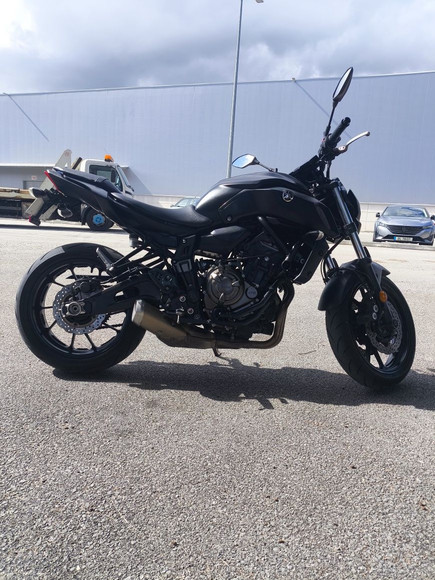 Vendo Yamaha MT 07 2021