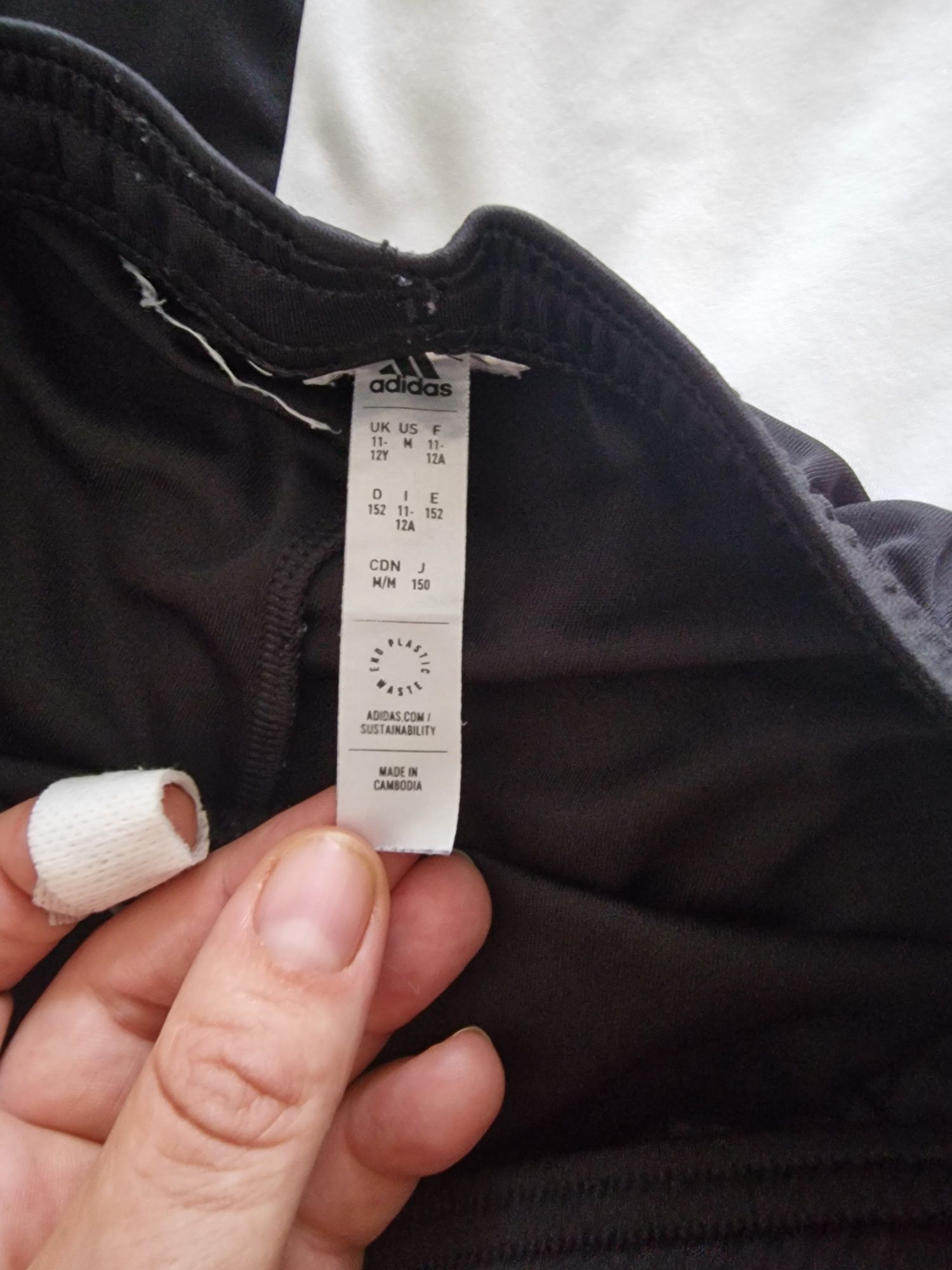 Strój na Wf Adidas r. 152, strój sportowy czarno biały