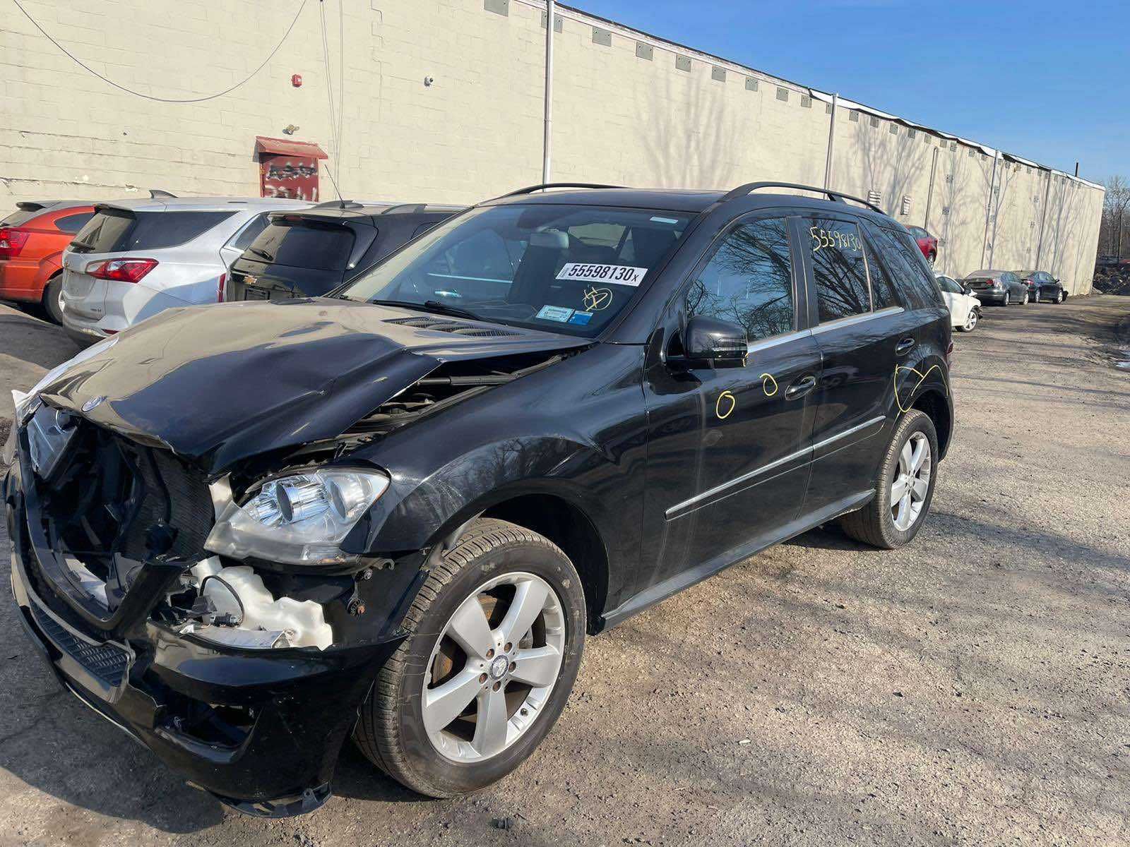 Центральный тоннель подлокотник камера Мерседес МЛ350 Mercedes ML W164