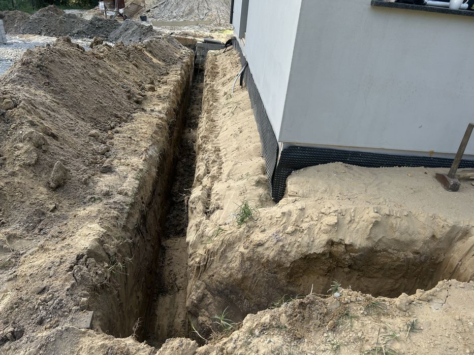 Usługi minikoparką 2,8T oraz wywrotką 3,5T