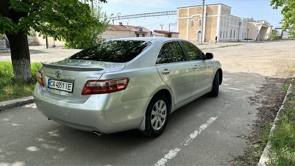 Toyota Camry 40 2.4 газ/бенз Автомат