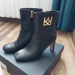 Botki czarne skórzane