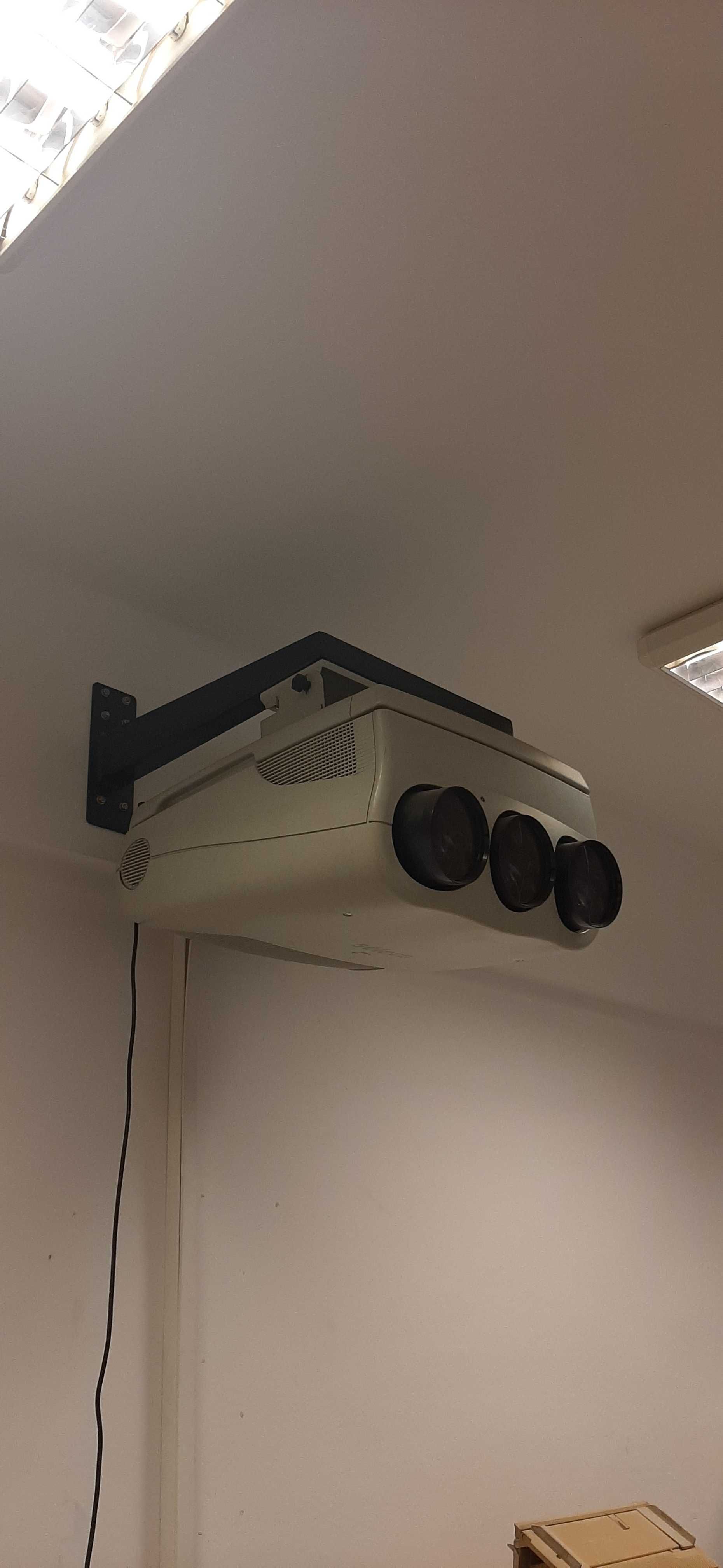 Projektor - rzutnik multimedialny, SVD800