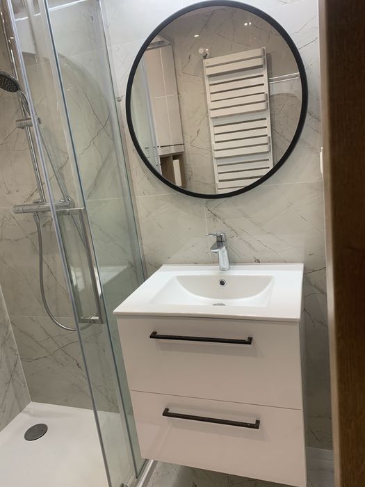 Glazurnik ukladanie plytek remonty i wykonczenie łazienek kompleksowo