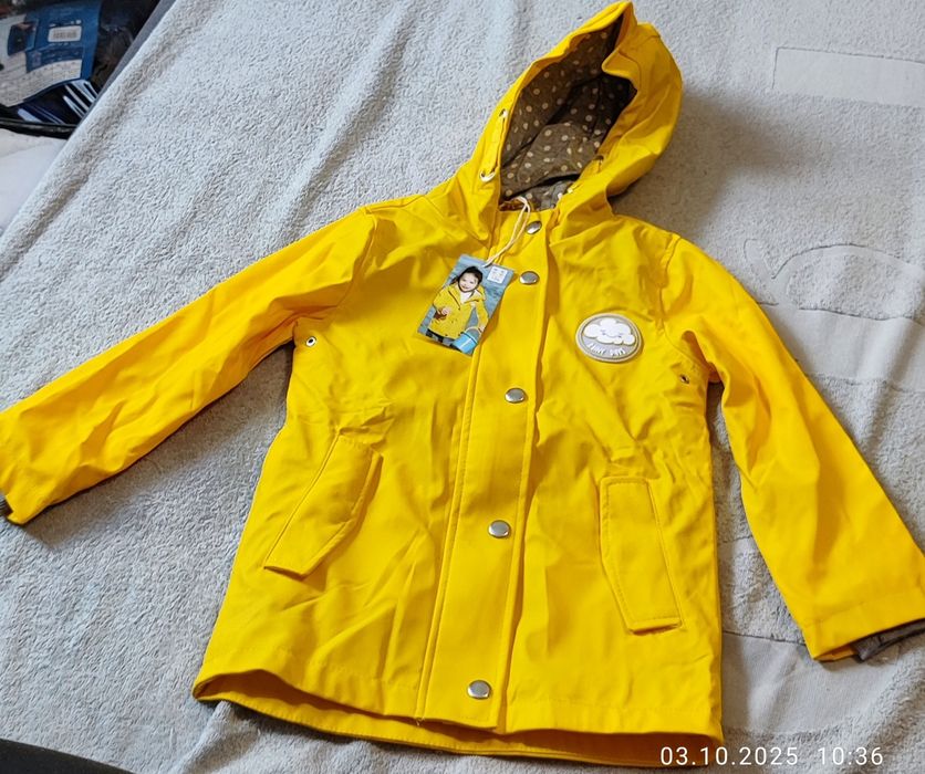 Продам детский дождевик на флисике