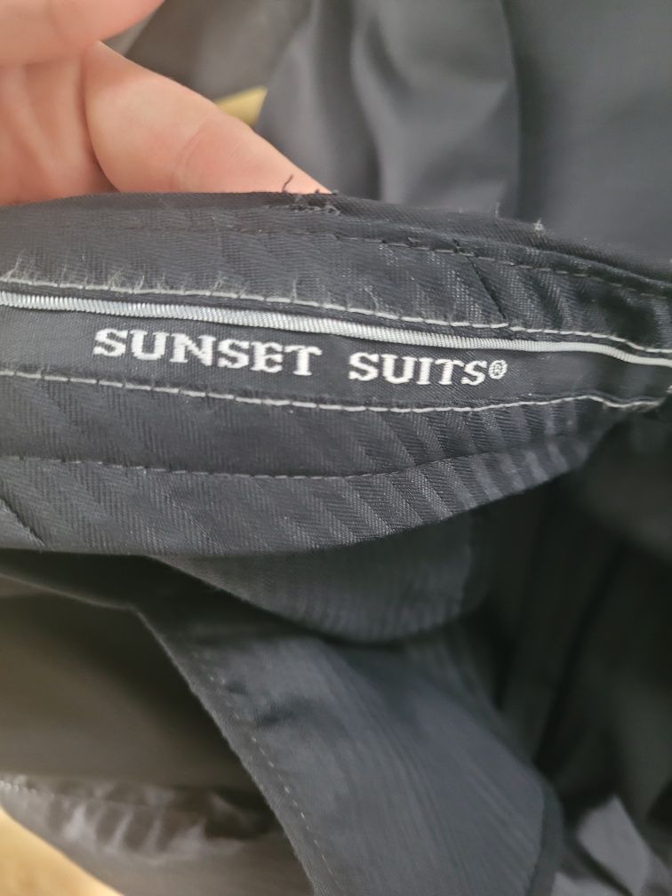 Garnitur czarny Sunset Suits