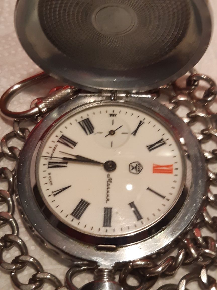 Stary zegarek kieszonkowy  mołnia