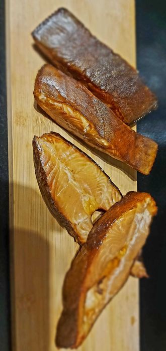 Ryby wędzone – smak i tradycja - pstrąg łosoś jesiotr