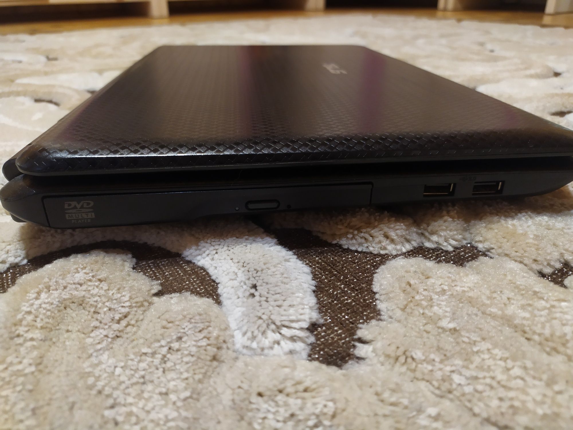 Ноутбук  Asus P50ij