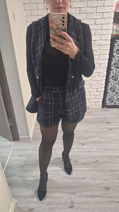 Костюм твідовий з шортами