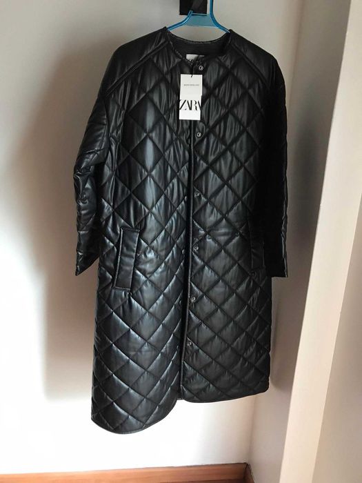 Sobretudo acolchoado mulher casaco Zara blusao penas preto novo