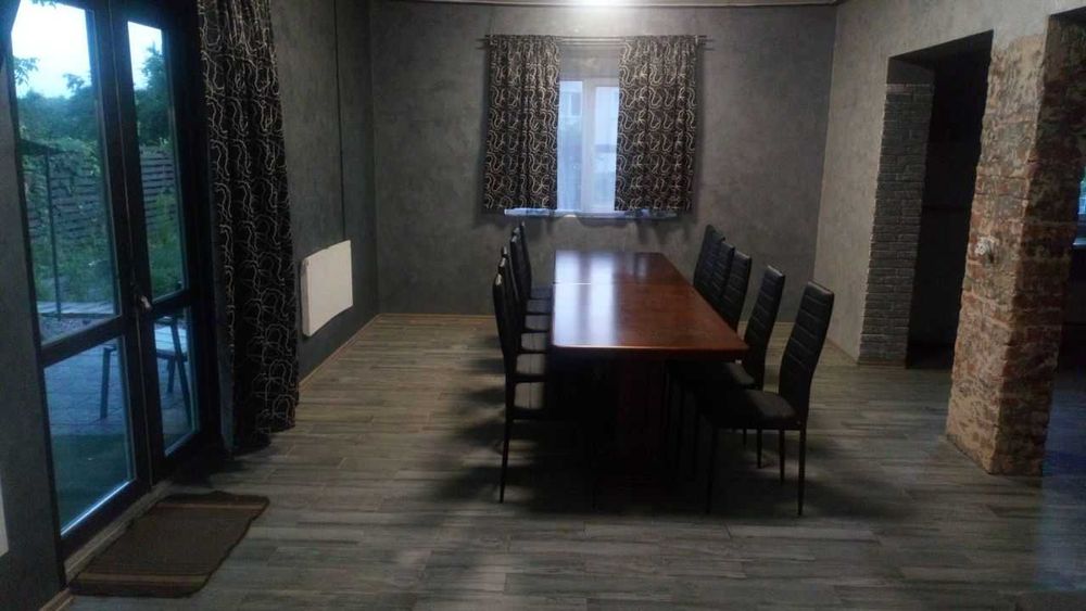 Оренда будинку подобово біля озера Земснаряд