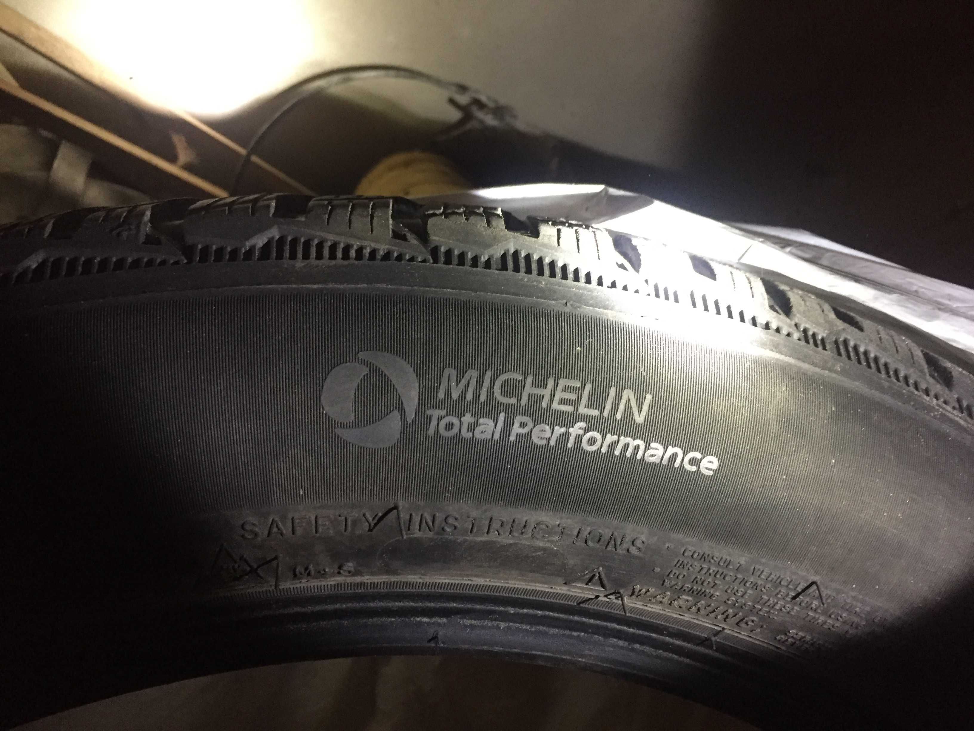 245/50/19 R19 Michelin Total Performance