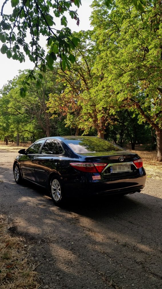 Аренда машины TOYOTA CAMRY 2016. Гибрид!