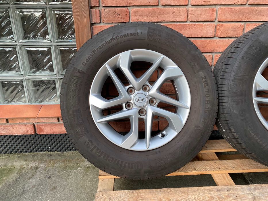 Koła Hyundai Tucson 6.5Jx16H2 ET45 5x114,3 Continental 215/70 16'