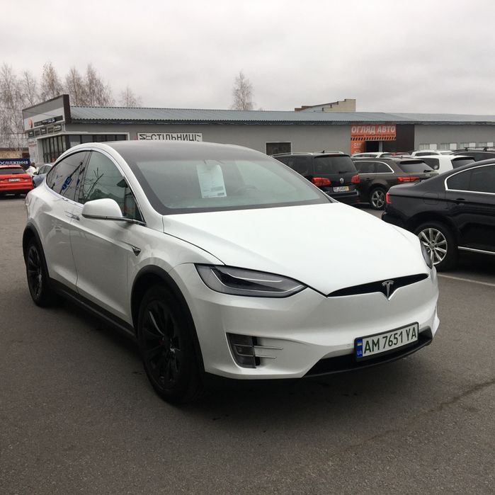 Tesla Model X 2018 p100d