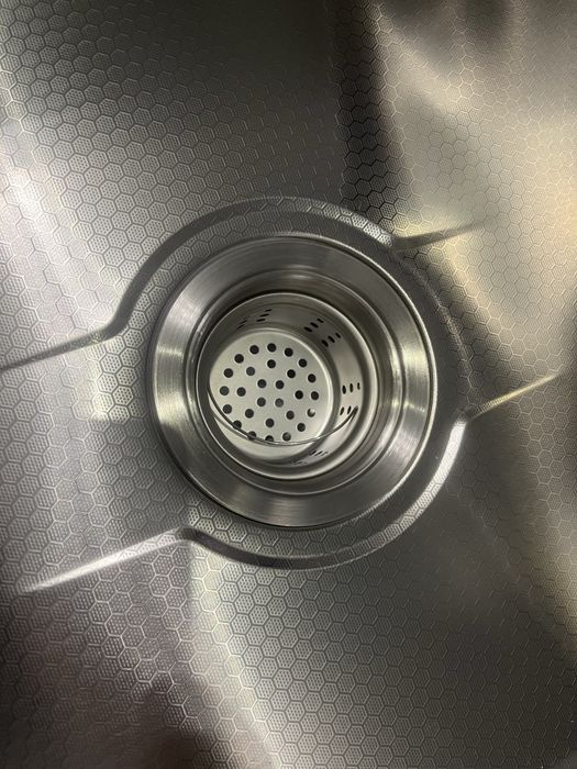 Мийка кухонна нержавійка Kroner 50x50 | глибока | декор | сифон