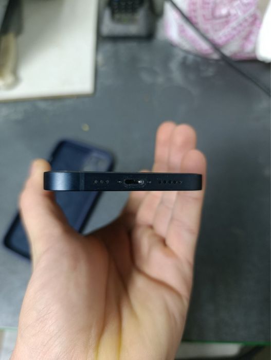 Прдам айфон 13 на 128 гб