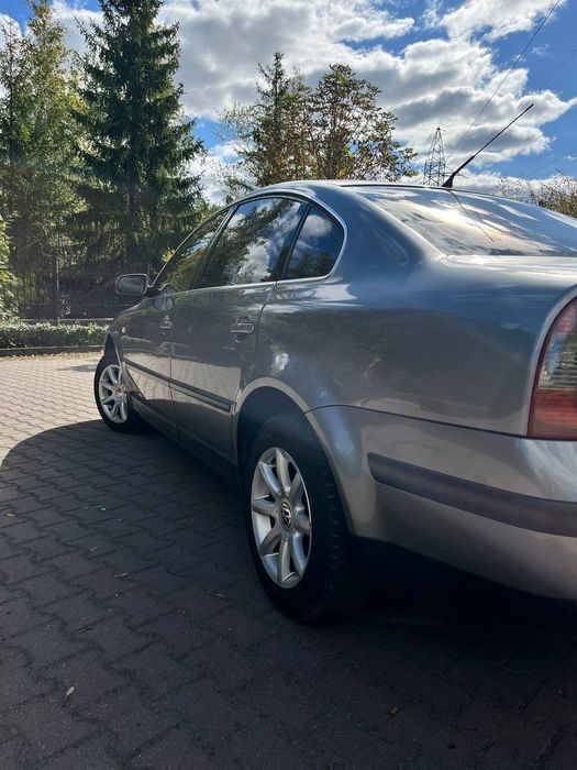 Volkswagen Passat B 5 +