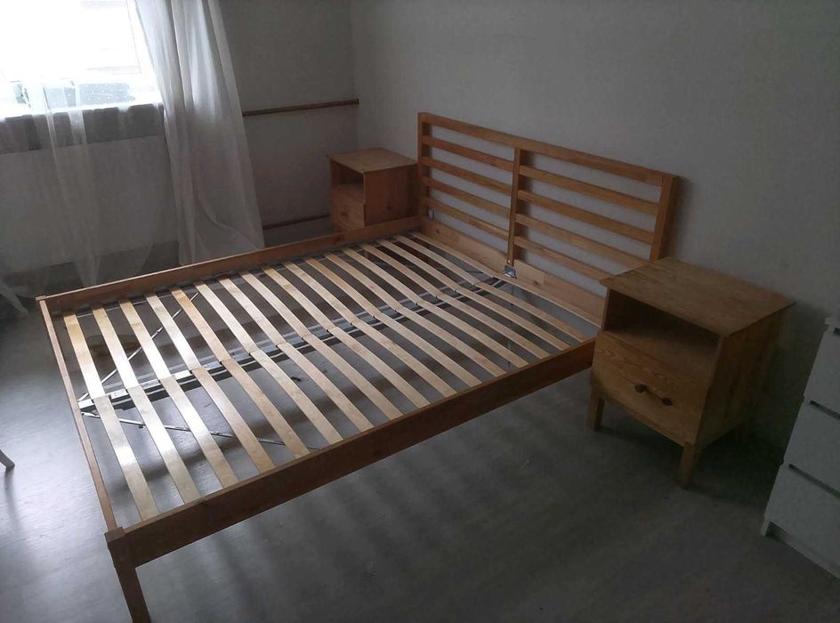 Łóżko sosnowe Ikea Tarva 160x200 + 2 stoliki nocne