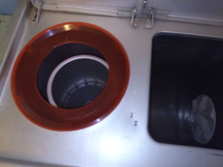 Стиральная машина  полуавтомат "Чайка-3"