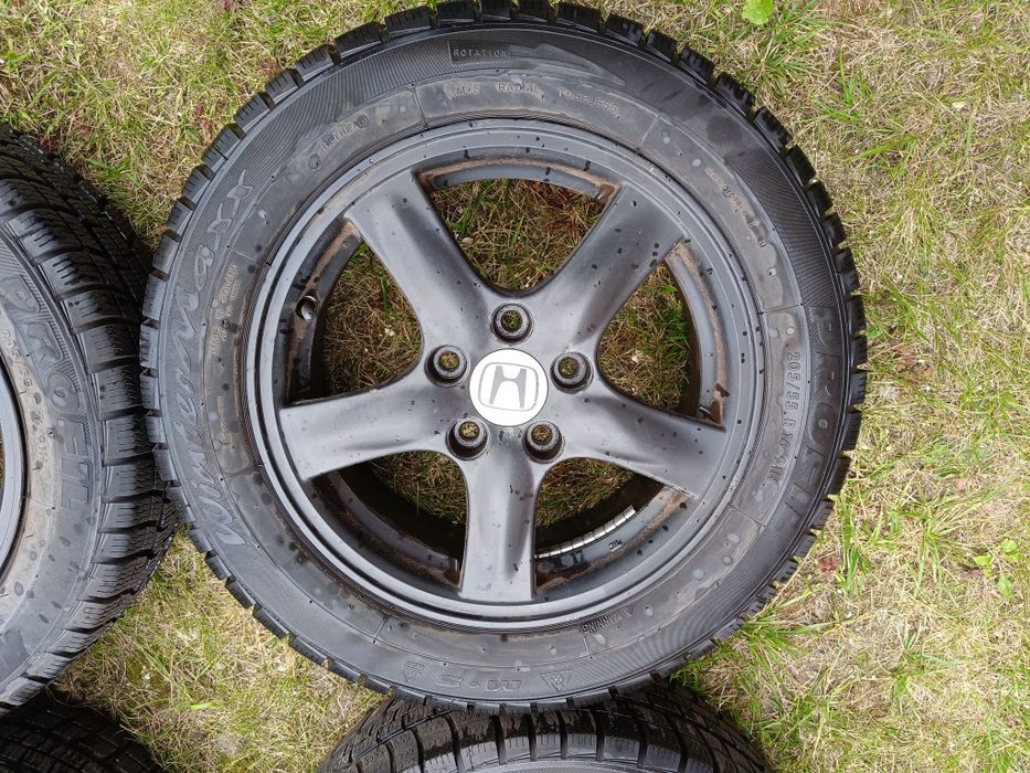 Opony zimowe 205/55/16 na felgach aluminiowych, Honda Accord VII