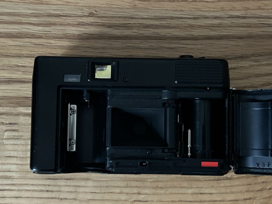 Aparat analogowy Nikon L35AF