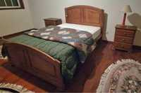 Quarto de casal em madeira