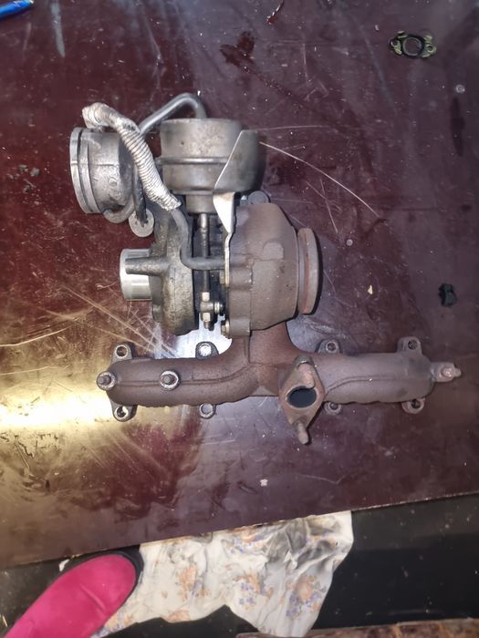 Turbosprężarka turbina golf 5 03825#301411H