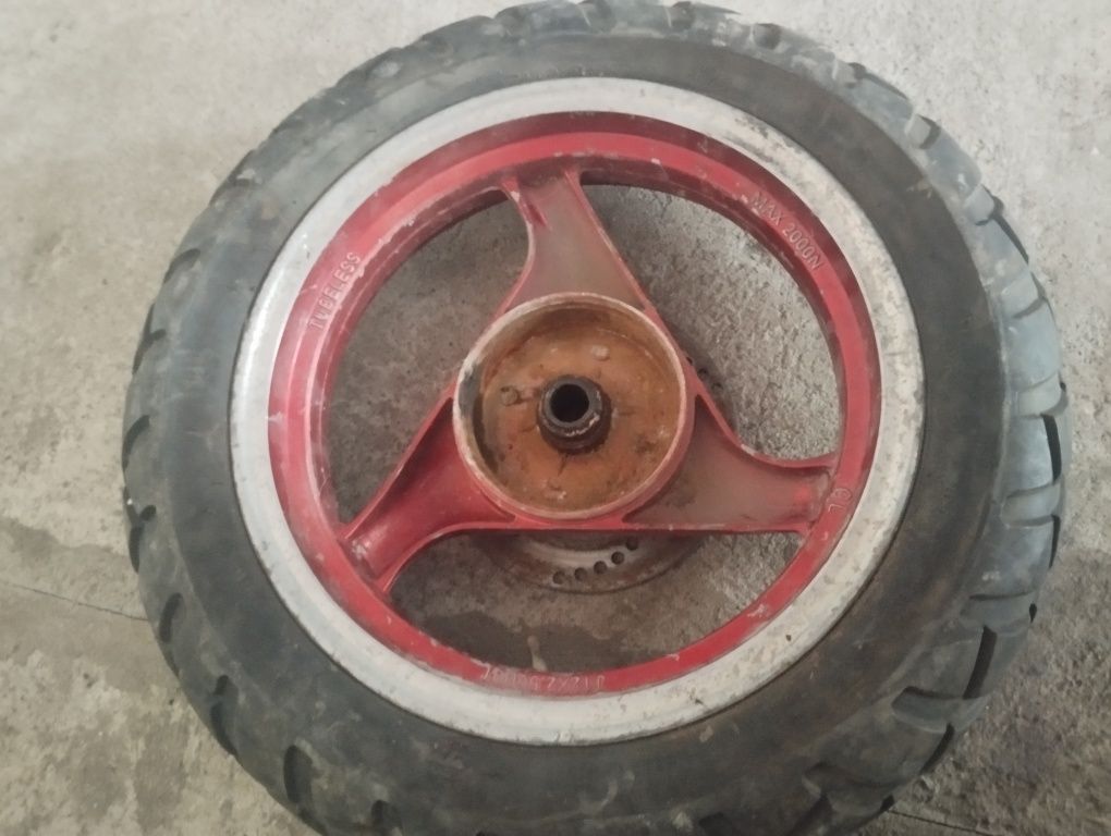 Заднє колесо до скутера R 12
