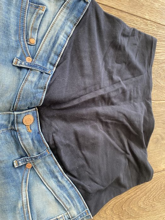 Jeansy ciążowe MAMA HM