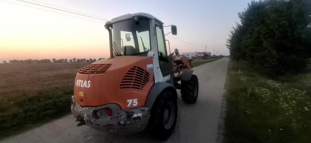 Ladowarka Atlas 75  08r