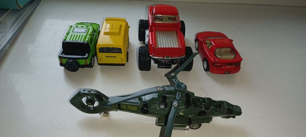 Спецтехніка іграшки різне