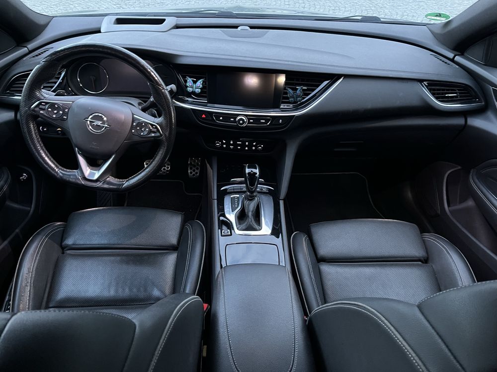 Opel Insignia 2.0 SPORTS TOURER