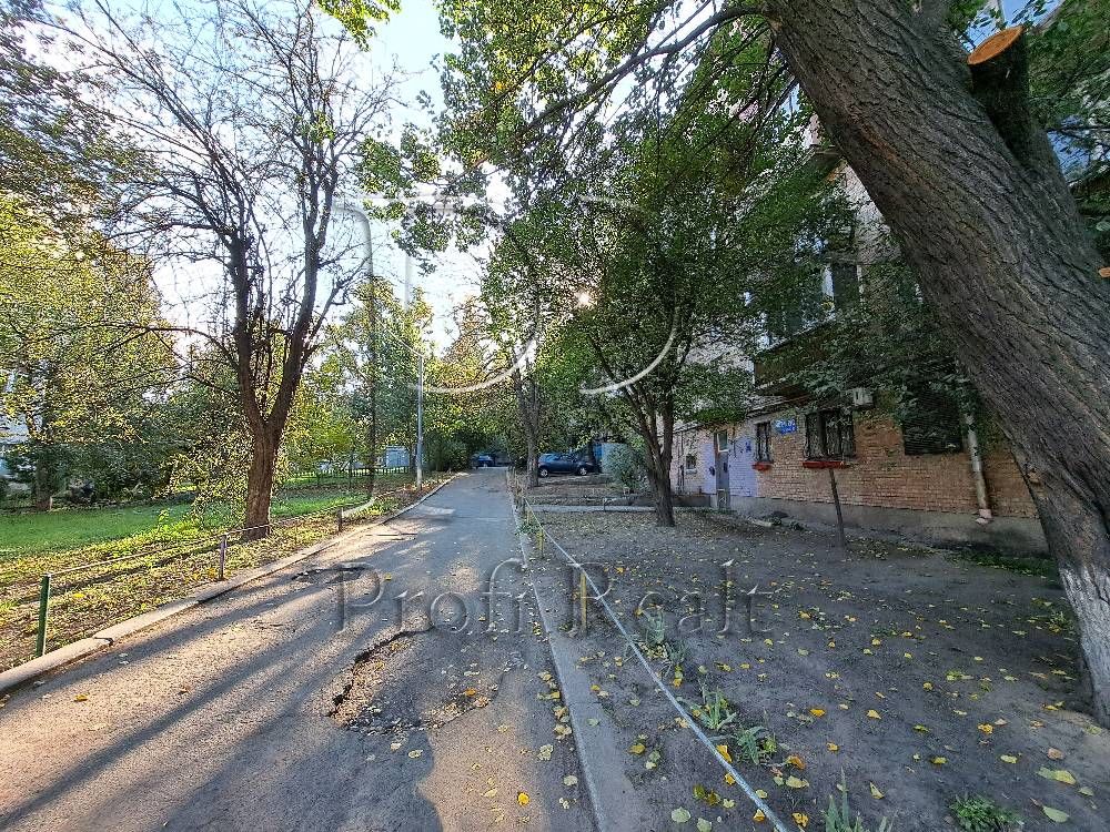 Продаж 2 кімн. квартири проспект Повітряних сил/Воздухофлотский пр-т 7