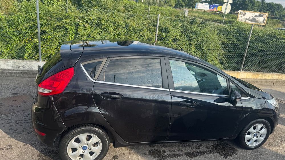 Ford fiesta titanium