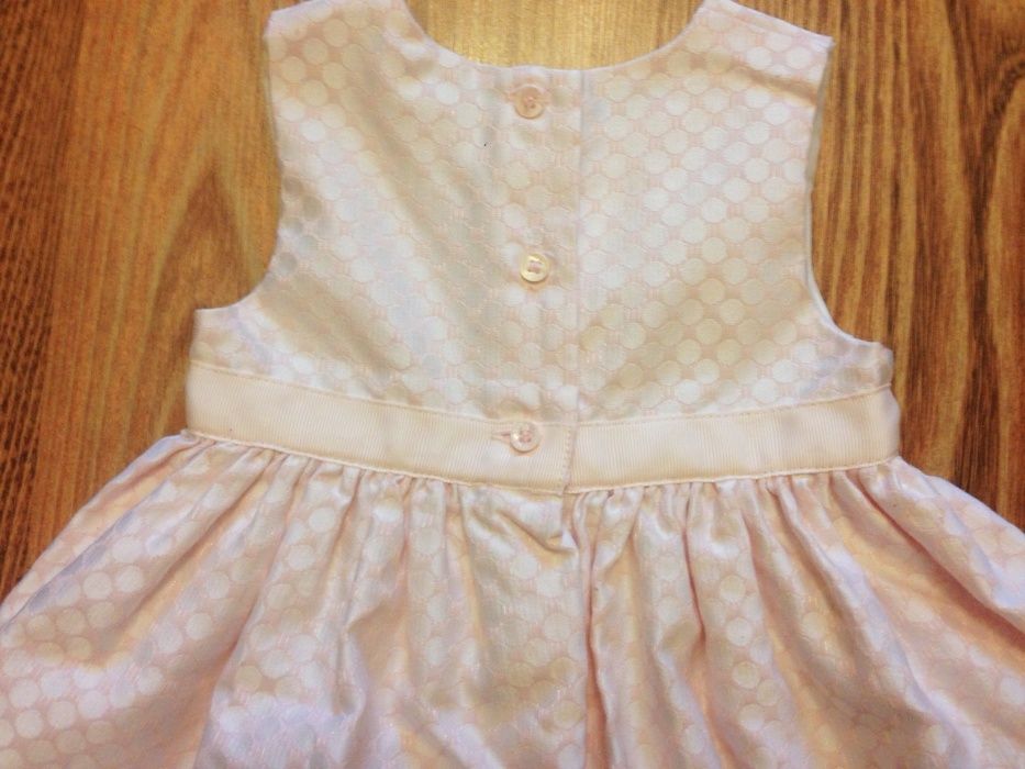Продам новое детское светло-розовое платье "George" 6-9 месяцев.