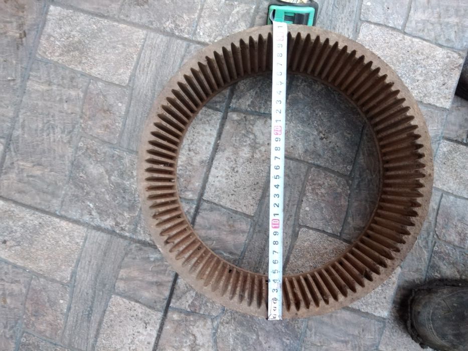 Продається тормозний барабан.