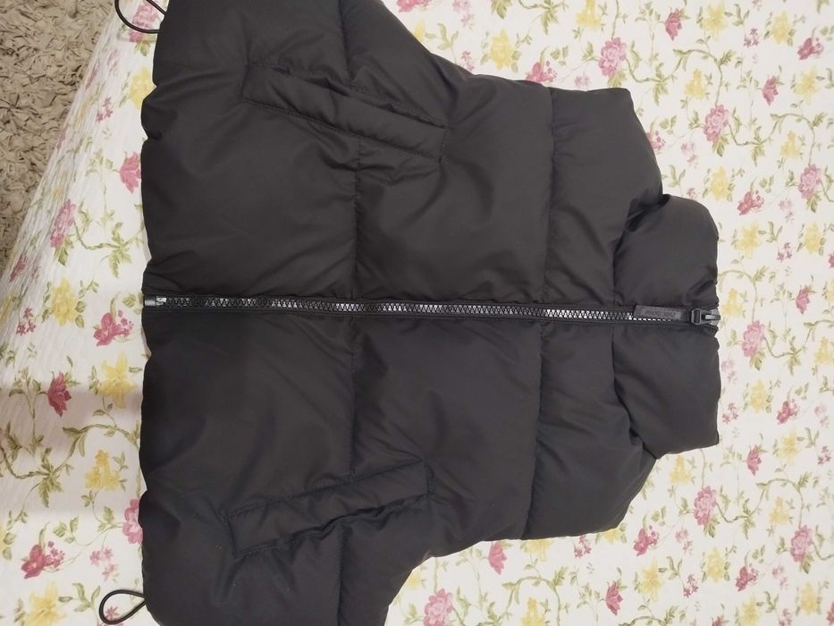 Colete Bershka preto tam. L