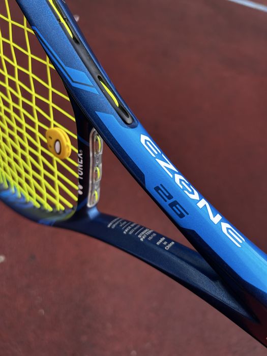 Yonex Ezone 26 102’ 250g 16x18