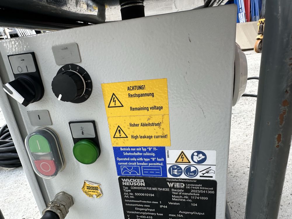 Високочастотний перетворювач Wacker Neuson ENAR  вибратор для опалубки